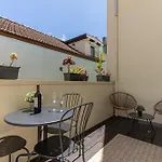 Lovely House פורטו
