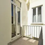 Lovely House דירה *