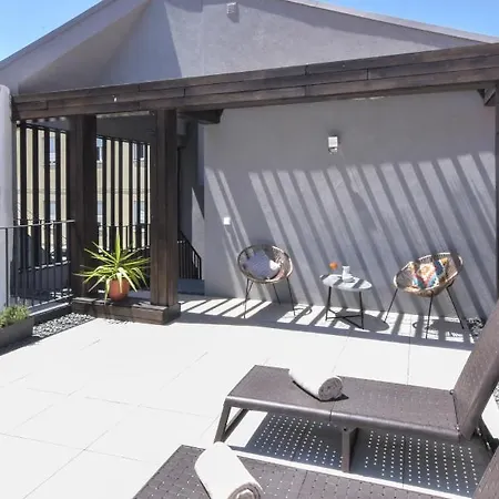 Lovely House Apartment