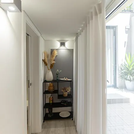Lovely House Apartman Porto