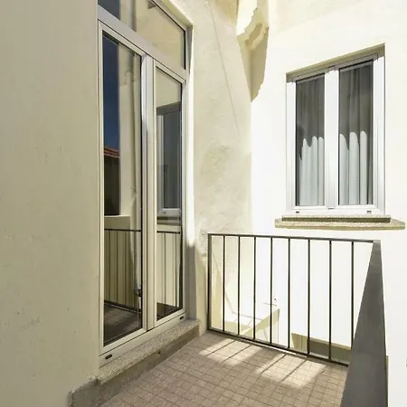 Lovely House דירה *